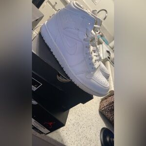 Nike White Men's High-Top Sneakers